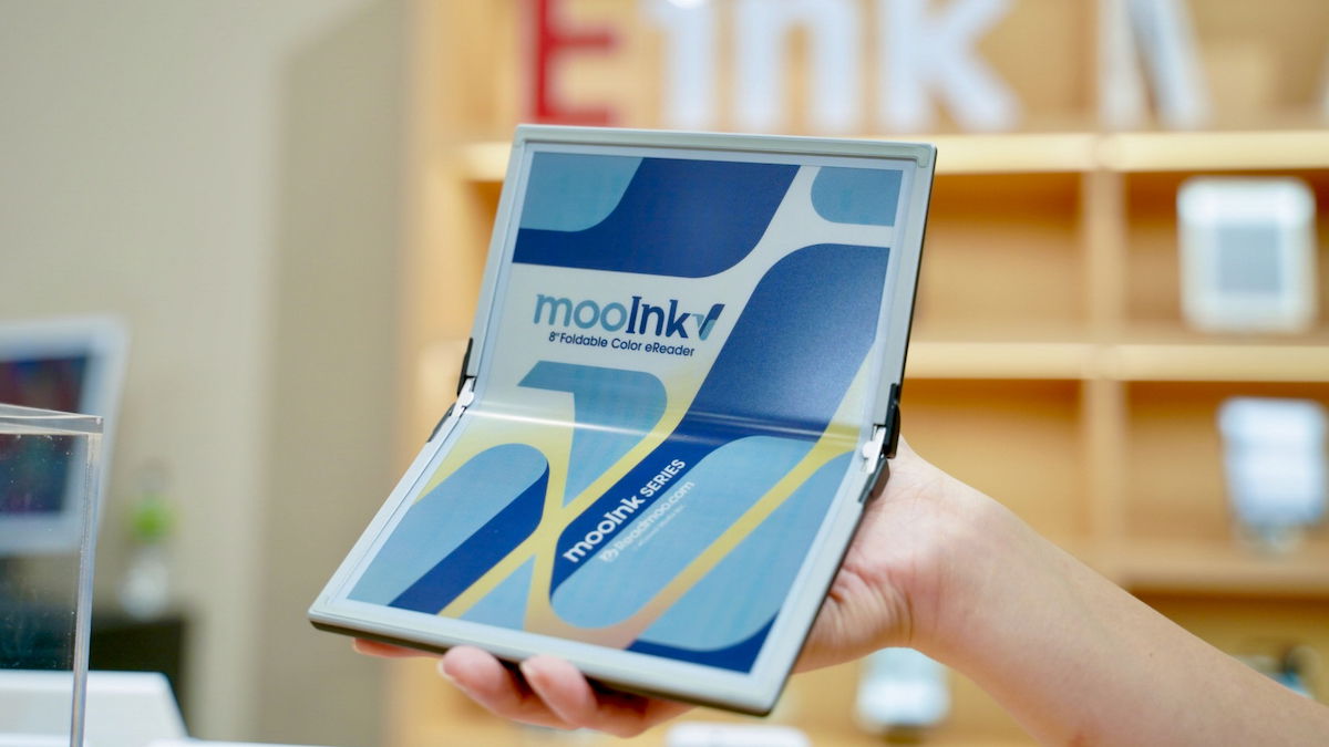 Readmoo anuncia mooInkV, primeiro leitor digital com tela dobrável